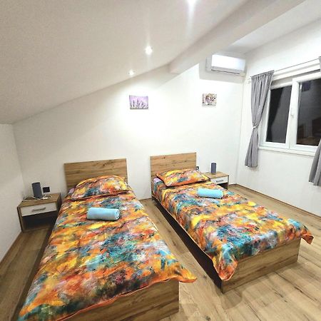 Apartman Krnić Szybenik Zewnętrze zdjęcie