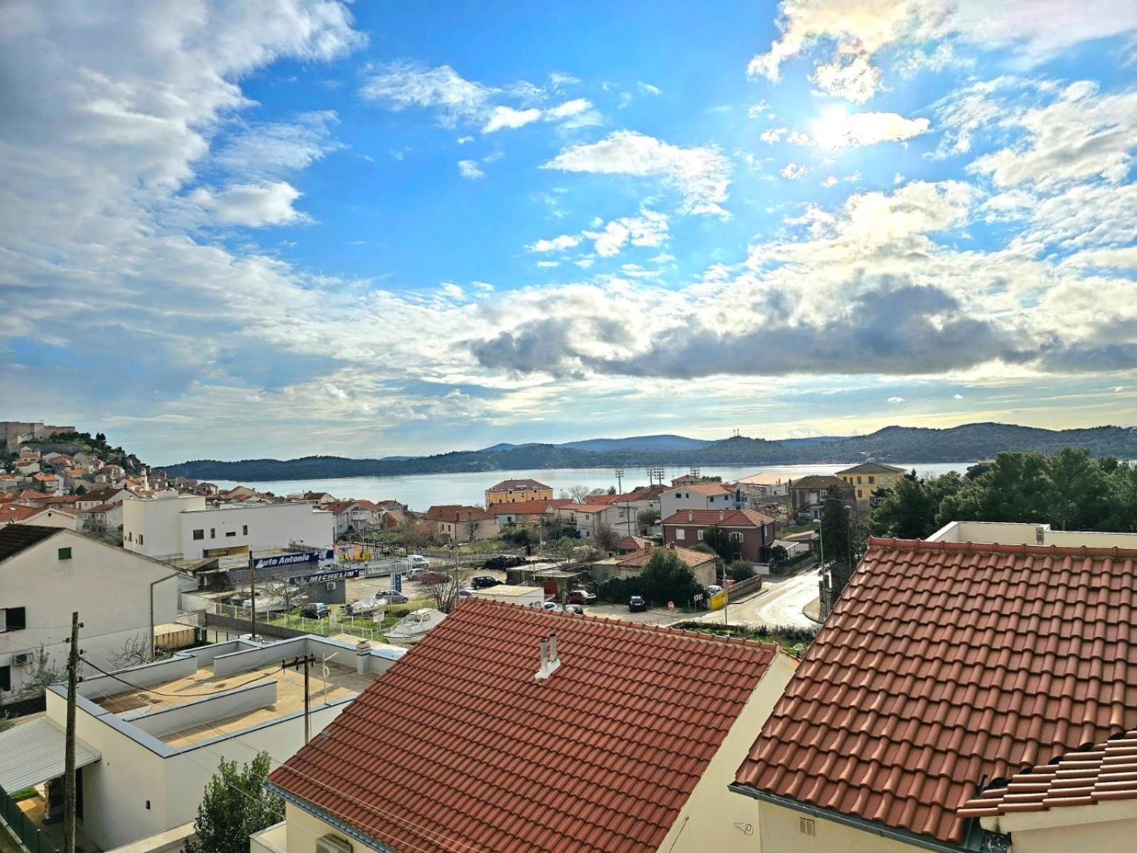 Apartman Krnić Szybenik Zewnętrze zdjęcie