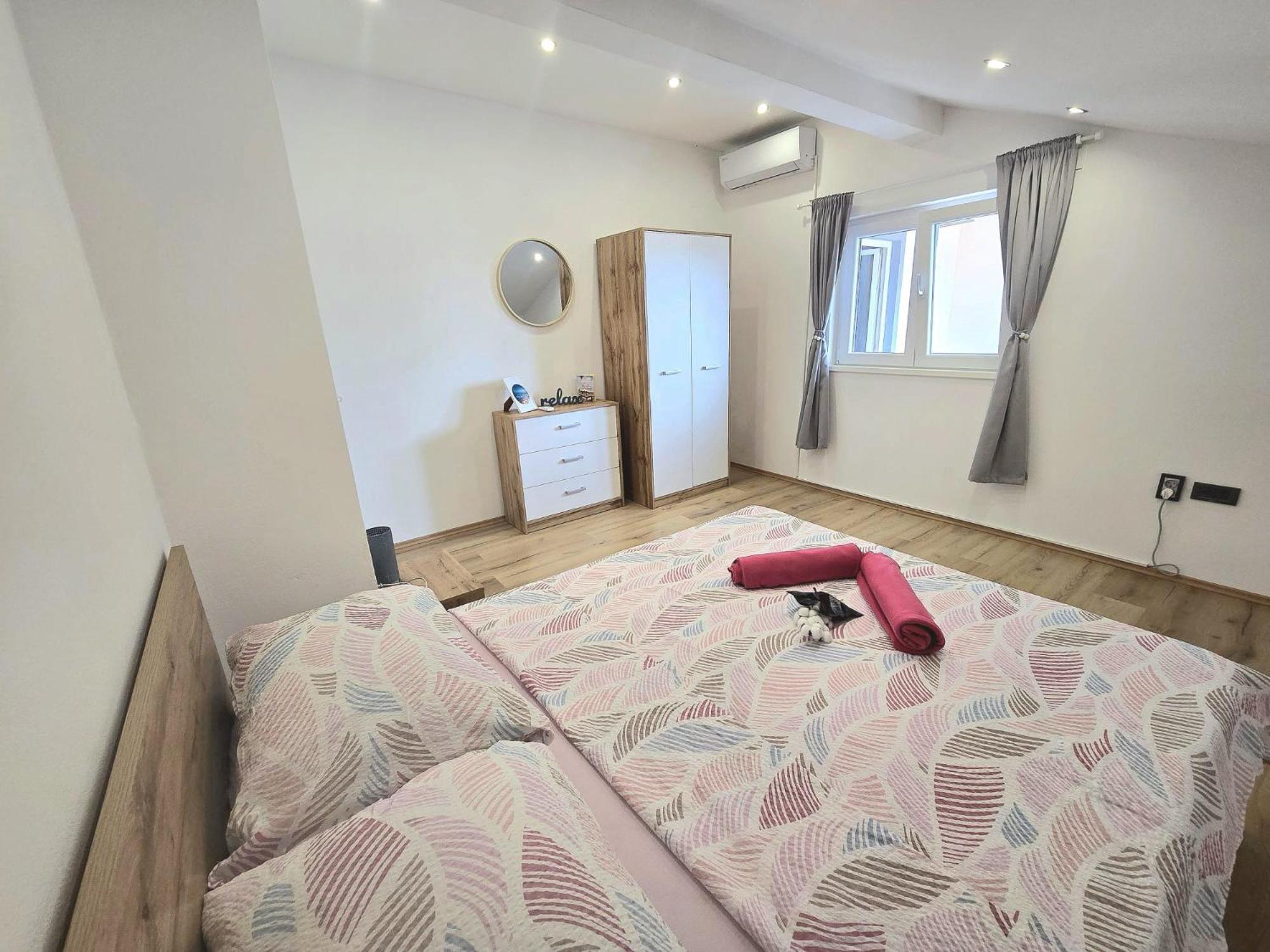 Apartman Krnić Szybenik Zewnętrze zdjęcie
