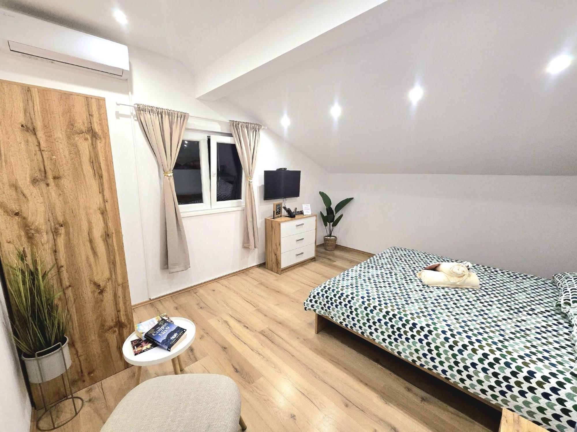 Apartman Krnić Szybenik Zewnętrze zdjęcie